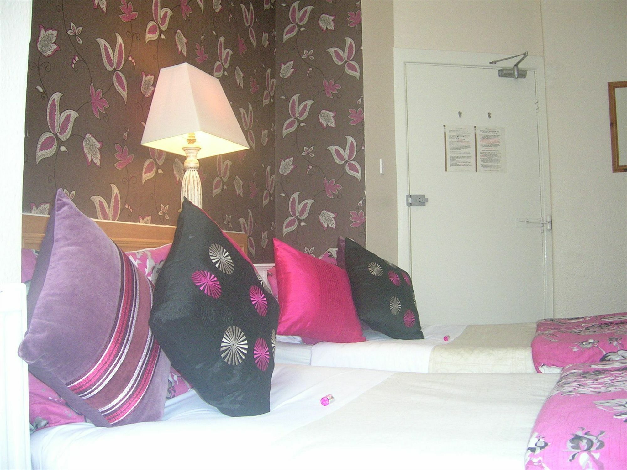 Newbury Hotel Bournemouth Ngoại thất bức ảnh